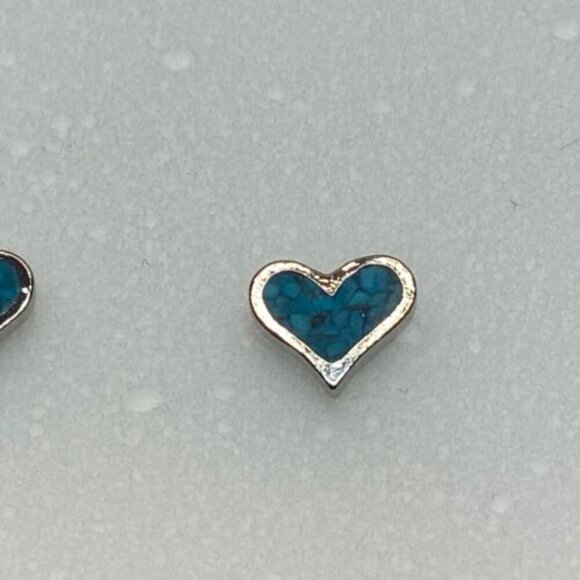 Vintage Turquiose Heart Coral Inlay Silver Earrings 1/4" Hearts Post Stud EUC - Picture 4 of 12
